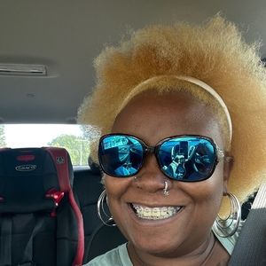 Meet your Posher, Ms